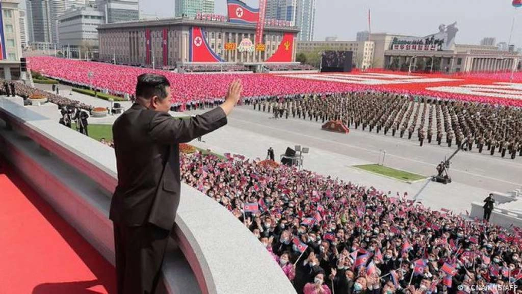 Kim Jong Un pozvao na stvaranje jake i moderne sjevernokorejske vojske